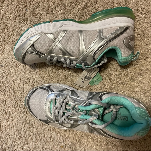 Danskin Now Women's Athletic Shoes Gray/Green Size 6.5 NEW - Picture 4 of 4